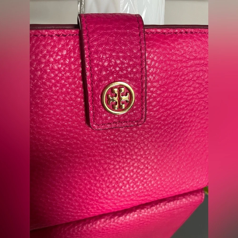 Tory Burch French Fold Travel Wallet- Hot Pink - Picture 3 of 8